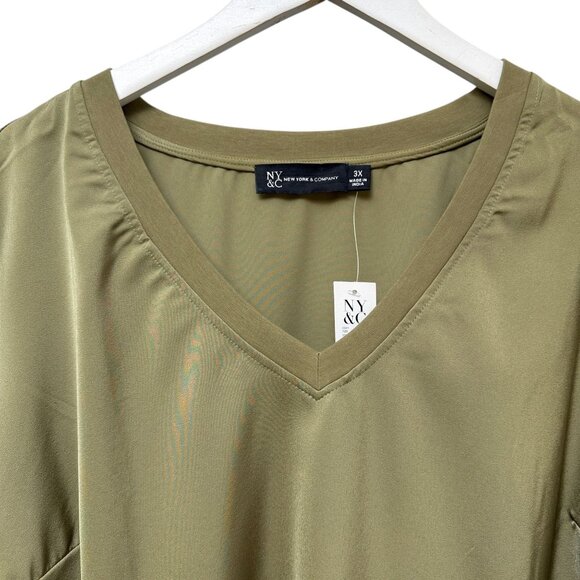 New York & Company Womens Top Plus Size 3X Puff Sleeve V-Neck Satin Blouse Green - Picture 3 of 11
